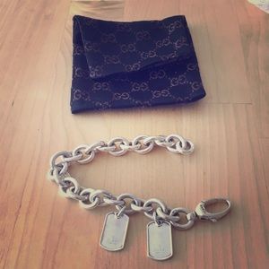 Gorgeous Gucci dog tag bracelet (used)
